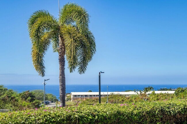 Foto del edificio - 75-346 Hualalai Rd, Apt E101