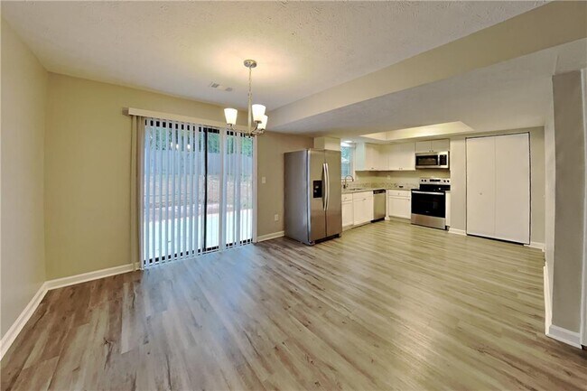 Foto del edificio - 904 Branford Ln NW