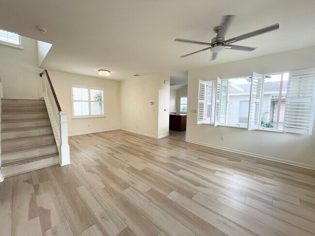 Foto del edificio - 4 Bd, 3 Ba w/ 3- Car Garage- Available Now in Hoakalei in Ka Makana