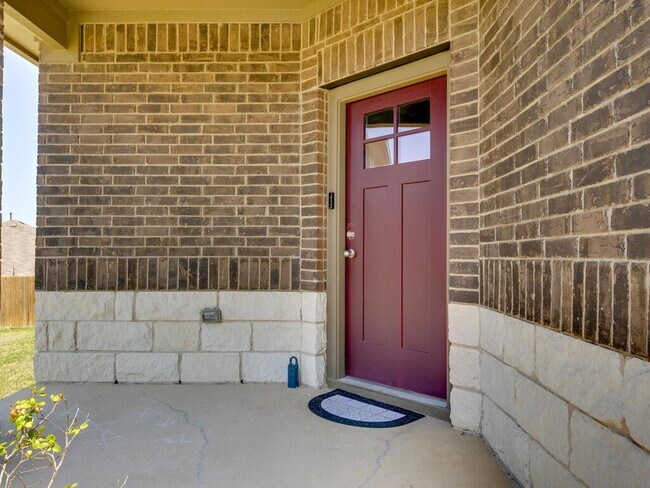 Foto del edificio - 6612 Janes Ranch Rd