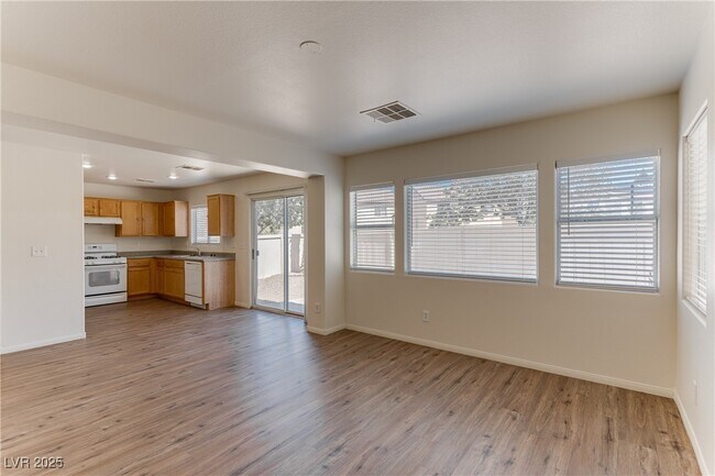 Foto del edificio - 11032 African Sunset St