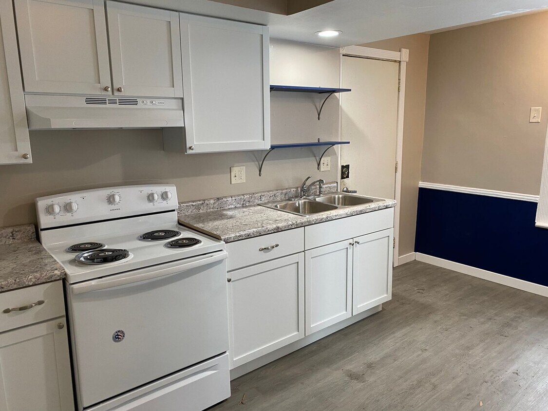 Foto principal - 5 Bed 1.5 Bath Single Family Home in Wausau