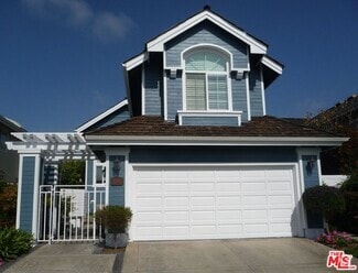 Building Photo - 2730 Point Del Mar