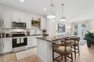 Building Photo - RENDER Turner Lake by Crescent Communities