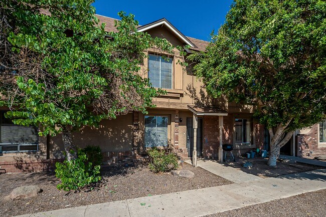 Foto del edificio - 5871 N 59th Dr