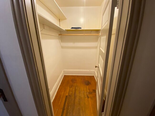 Hallway closet - 2226 N Dupont Ave N