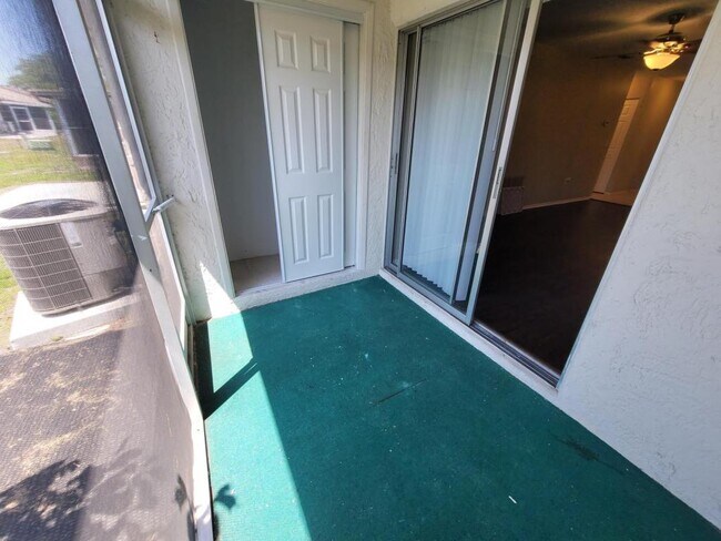Foto del edificio - 2917 Wainwright Ct