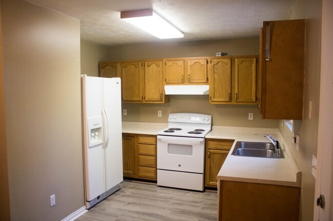 Building Photo - 112 Arrowhead Dr