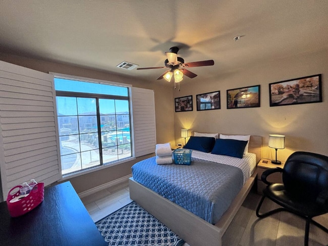 Building Photo - 1350 S Greenfield Rd