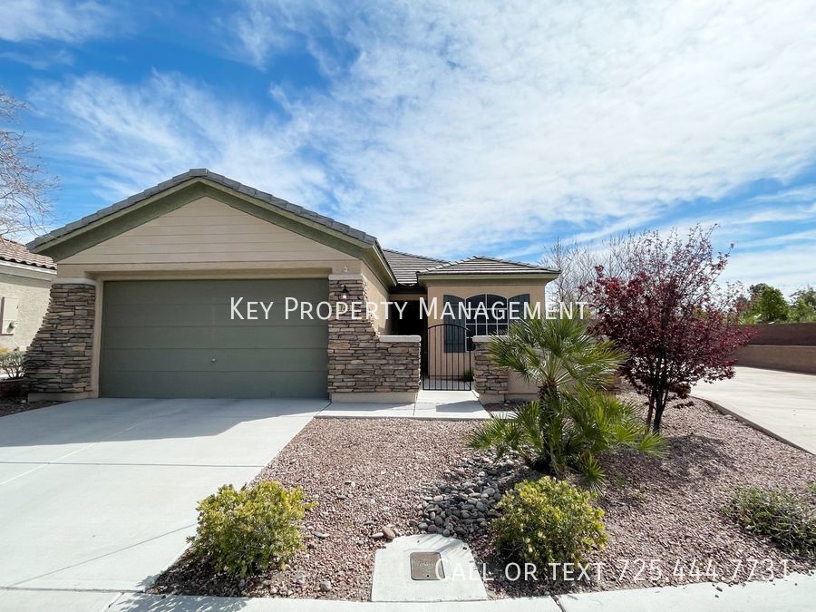 Primary Photo - HARD TO FIND 2 BEDROOM WITH OFFICE & POOL!