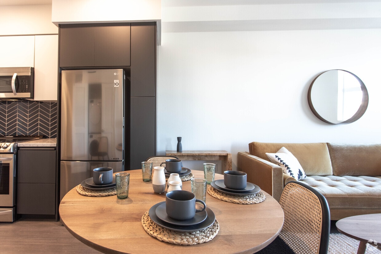 Nova Apartments on Wilshire Apartments in Los Angeles, CA Westside