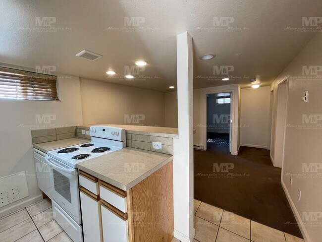 Foto del edificio - 511 1/2 S Grant Ave