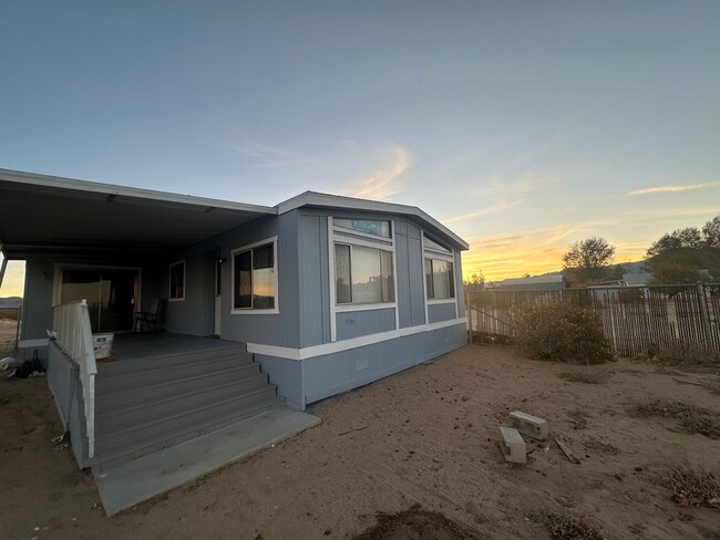 Building Photo - Spacious Manufactured Home