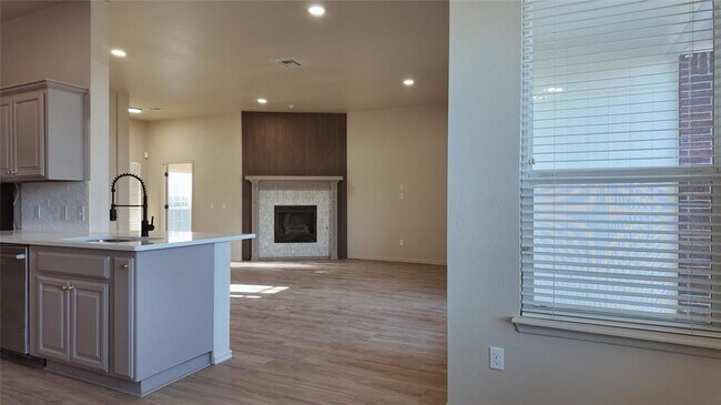 Foto del edificio - 3209 Grant Rd