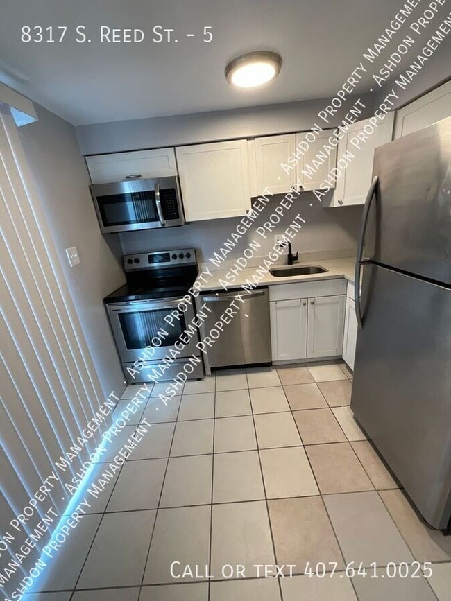 Foto del edificio - 8317 S Reed St