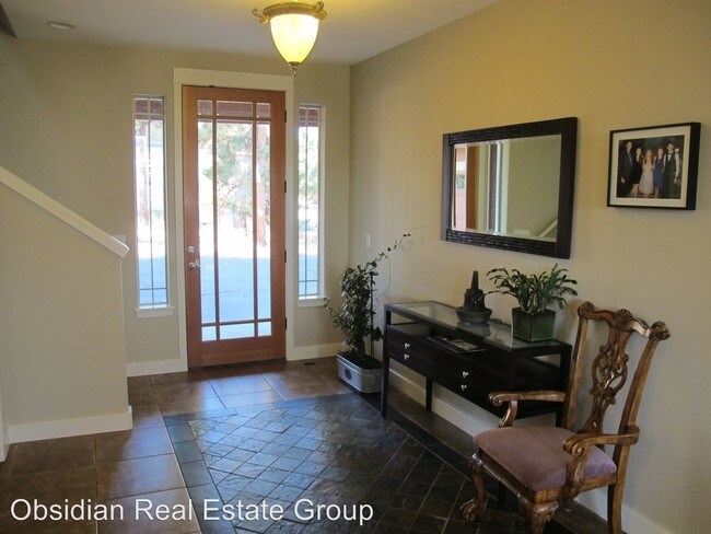 Foto del edificio - 4 br, 3.5 bath House - 1957 NW JACK LAKE CT