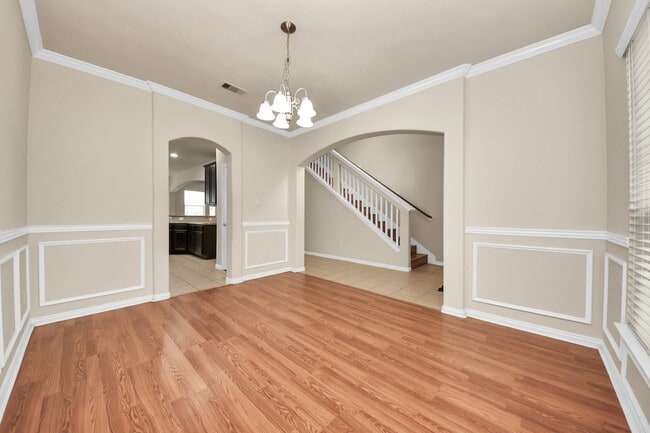 Foto del edificio - 24503 Hikers Bend Dr