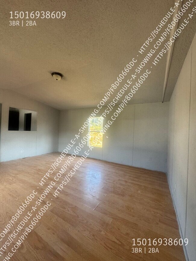 Foto del edificio - 5158 Beaudry Cir
