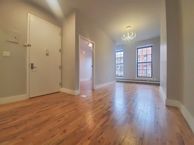 Building Photo - 1084 Bedford Ave