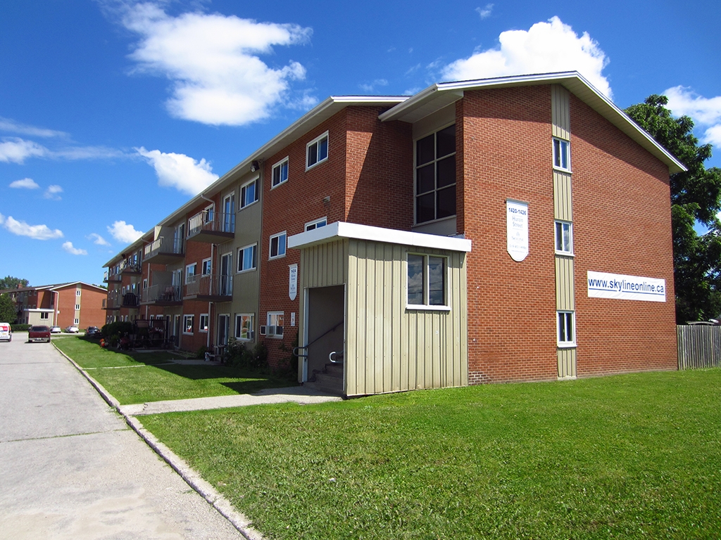 Primary Photo - Huron Village