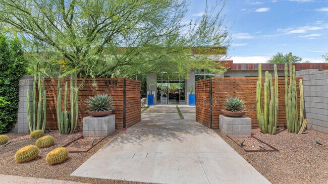 Foto del edificio - 4912 N 45th St