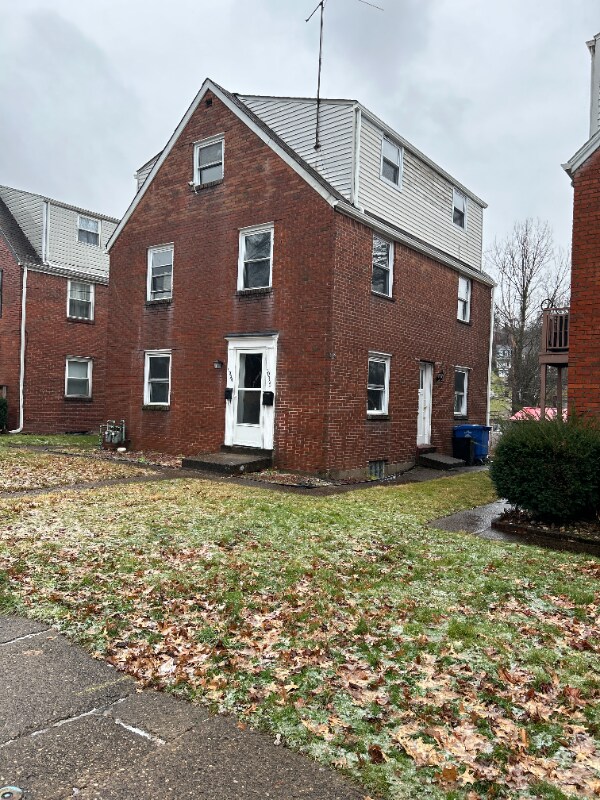 1036 Summit St, McKeesport, PA 15132 Room for Rent in McKeesport, PA