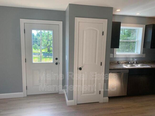 Foto del edificio - 12 Twin Oak Dr