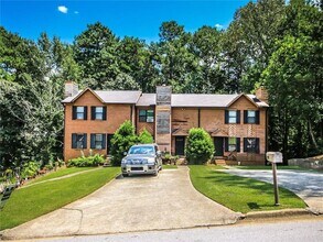 Building Photo - 5488 Windwood Rd