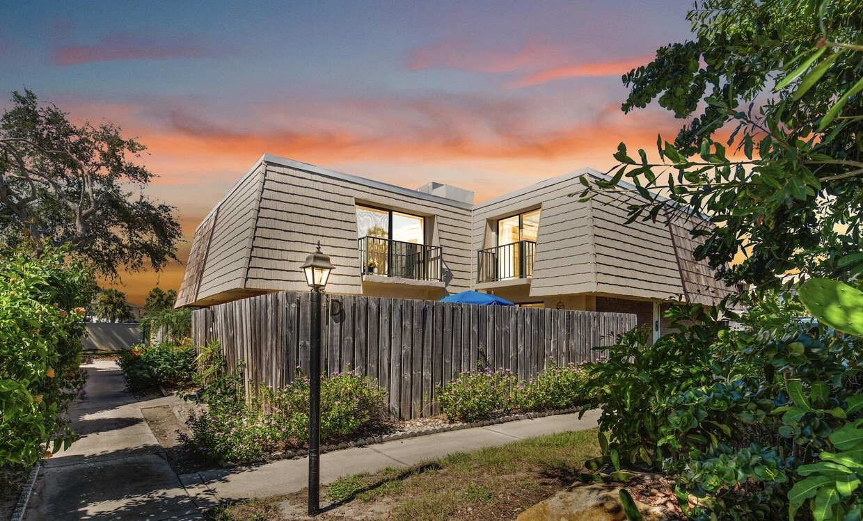 Foto principal - 1170 6th Ave
