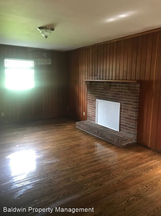 Building Photo - 3 br, 2 bath House - 810 Polo Rd