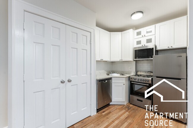 Foto del edificio - 4532 N Sheridan Rd