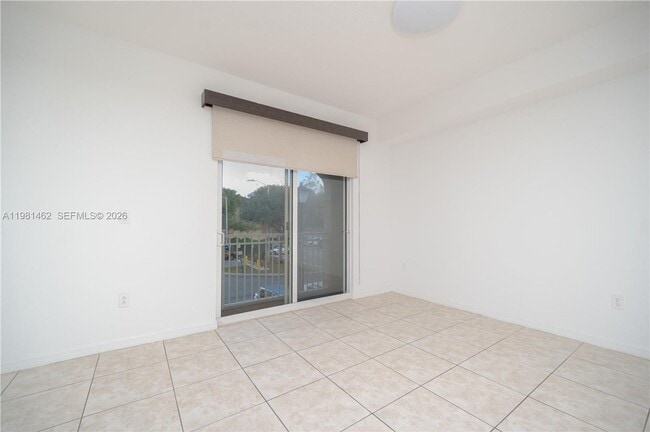 Foto del edificio - 10885 NW 89th Terrace