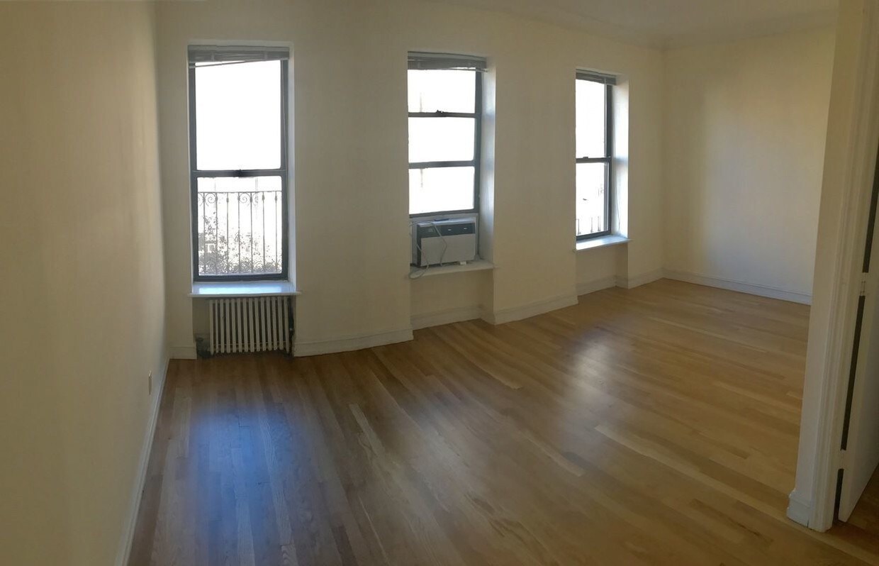 Primary Photo - 320 E 58th St