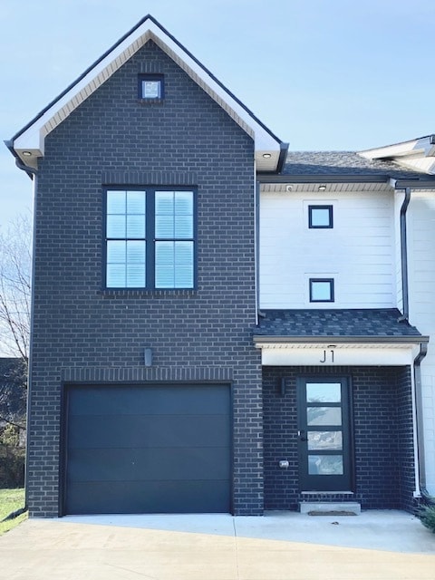 Building Photo - 537 Bellamy Ln