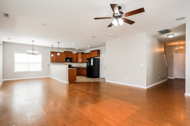 Building Photo - 115 Switchback Street