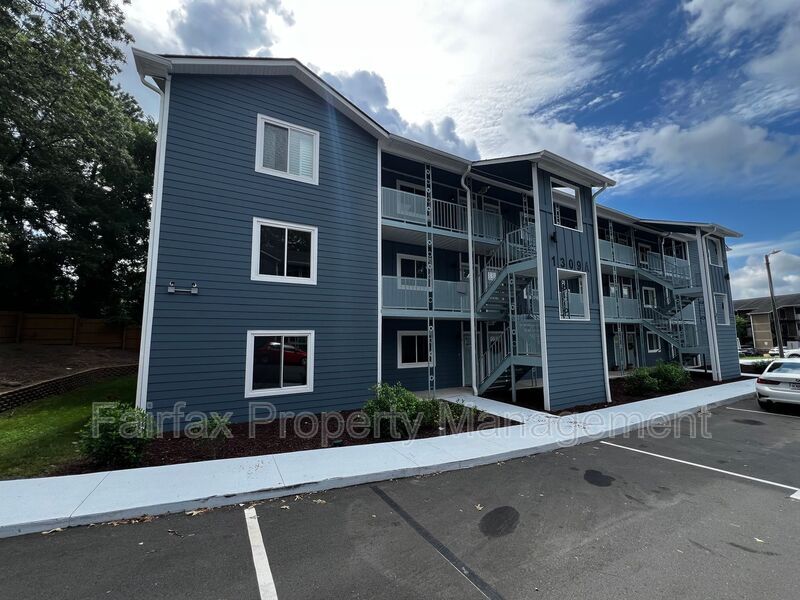 Foto principal - 1309 Hudson Ave