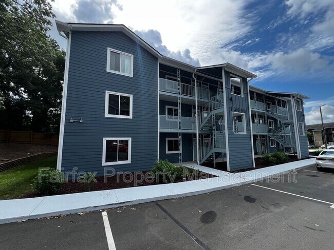 Foto del edificio - 1309 Hudson Ave