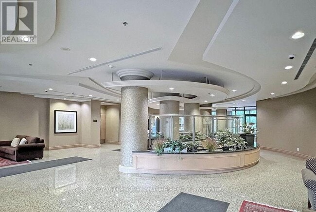 Building Photo - 233 Beecroft Rd