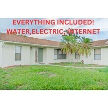 Building Photo - 607 SW Lucero Dr
