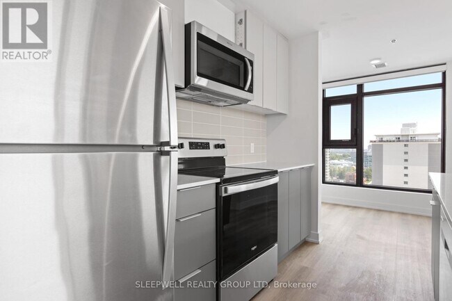 Photo du bâtiment - 1360 Carling Ave