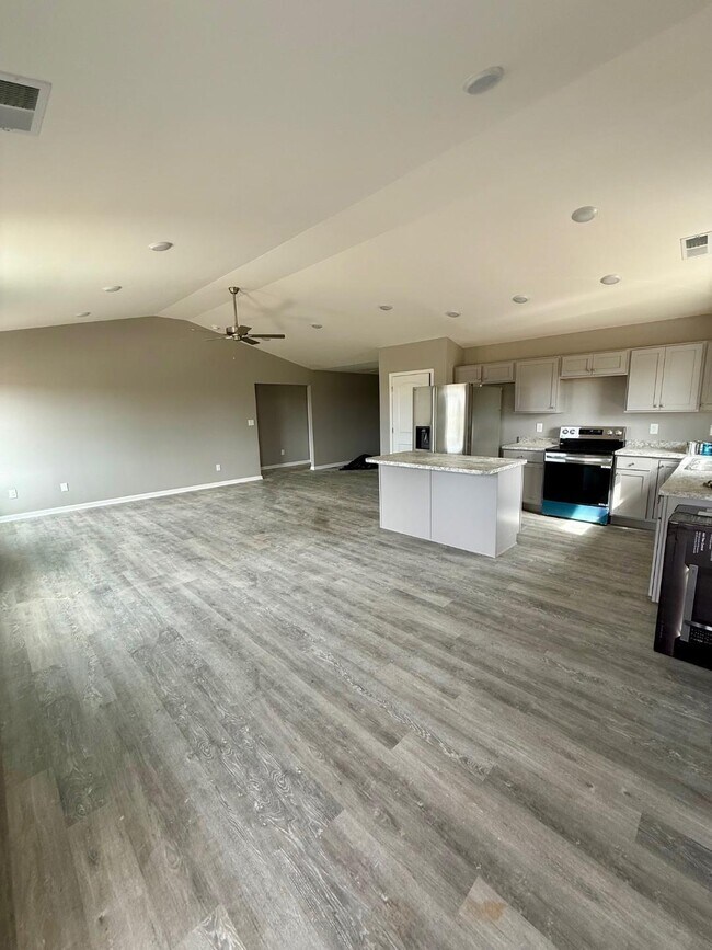 Foto del edificio - 203 Jared Parker Wy