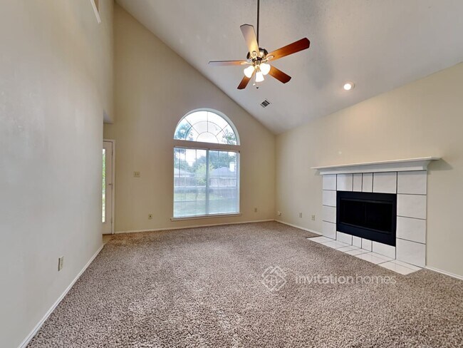 Building Photo - 5011 Highbank Dr