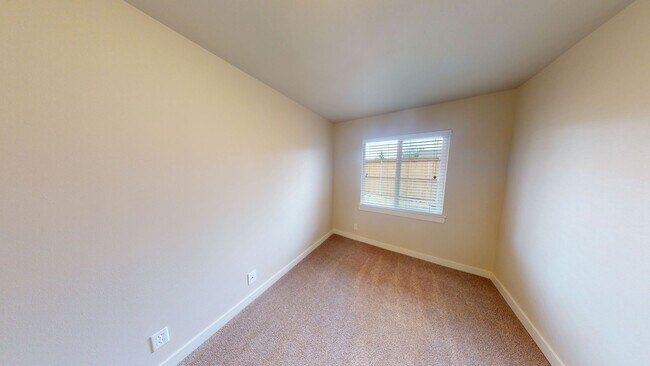 Foto del edificio - Updated One Bedroom Home For Rent- Fenced ...