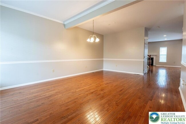 Foto del edificio - 11 Cobblestone Dr
