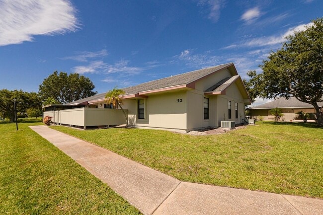 Building Photo - 3970 NW Cinnamon Tree Cir