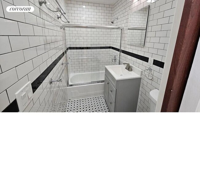 Foto del edificio - 318 E 62nd St
