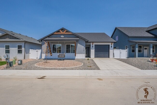 Photo - 2454 Hamilton Road #B House