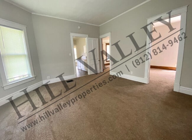 Foto del edificio - Three Bedroom Home