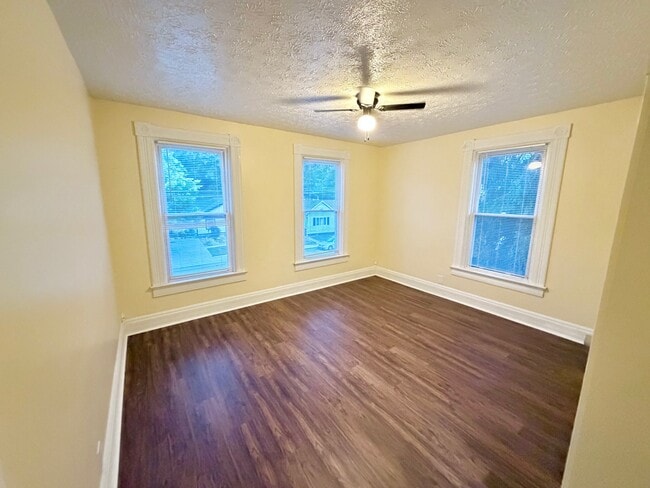 Photo - 221 N Miami Ave (Cleves, OH) Apartment