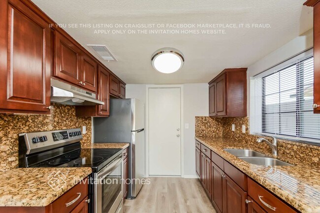 Foto del edificio - 11102 W Glenrosa Ave